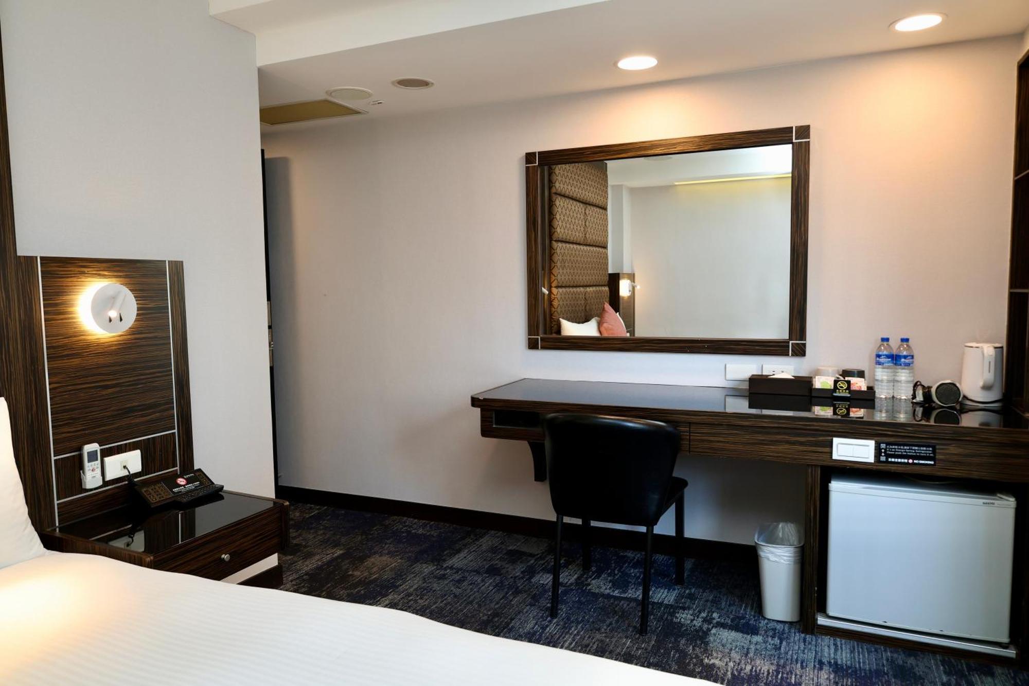 Hub Hotel - Zhongshan Branch Taipei Eksteriør billede